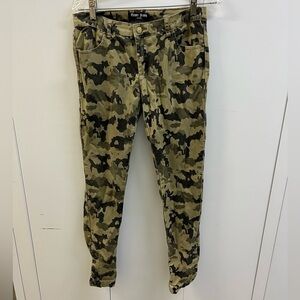 Encore Jeans Juniors Army Design Skinny Jeans with Pockets
